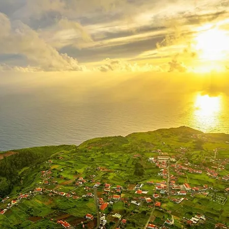 Sunny Sunset House *